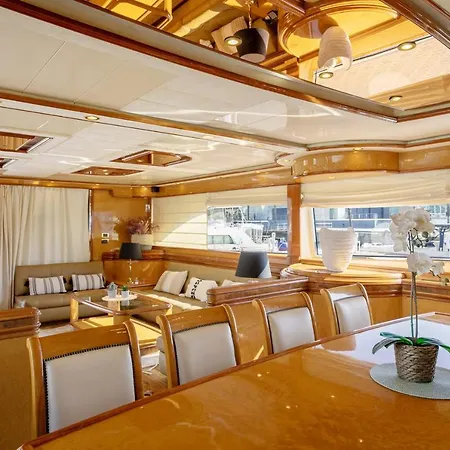 Yate Presidencial * Sant Adria de Besos