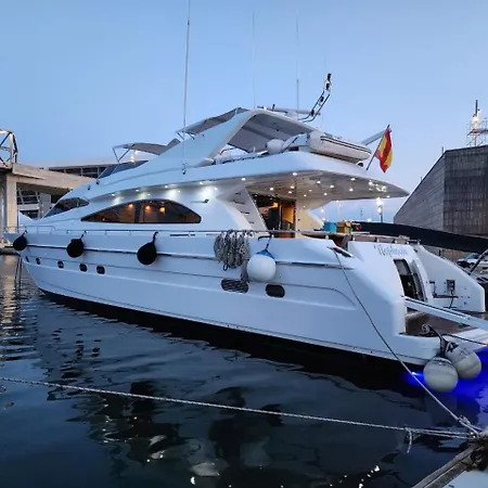 Yate Presidencial Botel Sant Adria de Besos