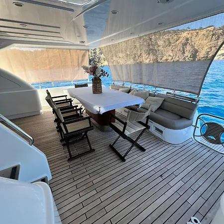 Yate Presidencial Sant Adria de Besos